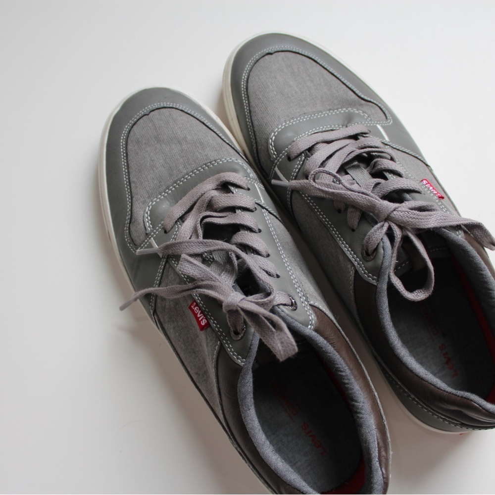 Men’s Levi 501 Grey Leather And Canvas Low Top Sneakers Size 12